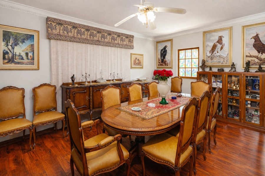 5 Bedroom Property for Sale in Meerhof North West